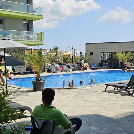 Apartamento Sunrise Beach Pool & Spa Langa Plaja