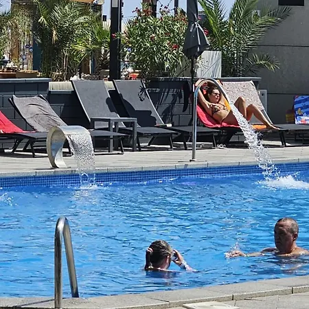 アパート Sunrise Beach Pool & Spa Langa Plaja *